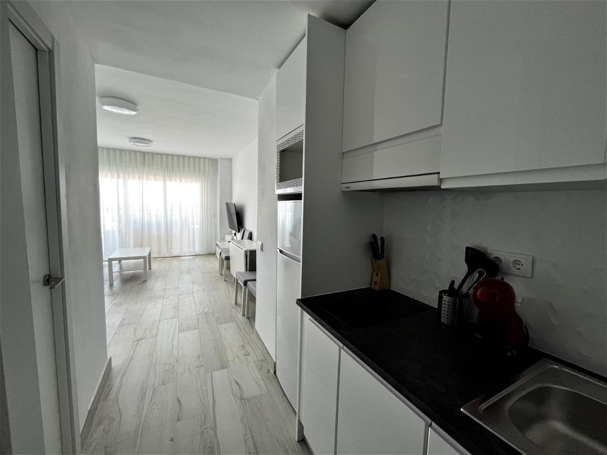 Ver853 - Estudio Con Terraza Vistas Al Mar, Piscina, Playa, Centro Torremolinos Zewnętrze zdjęcie